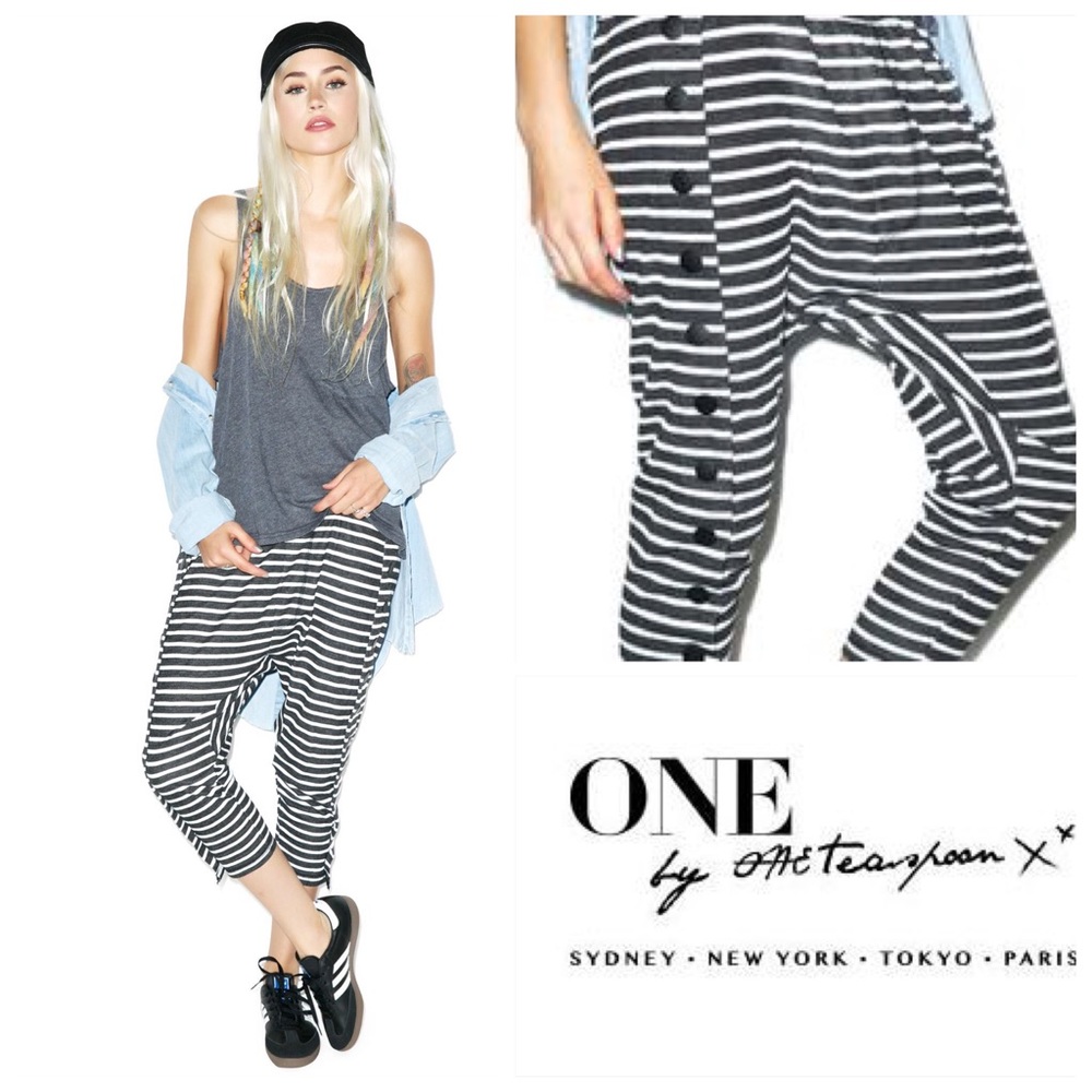 🆕One Teaspoon Fox Trot Slouch Pants Black/White
